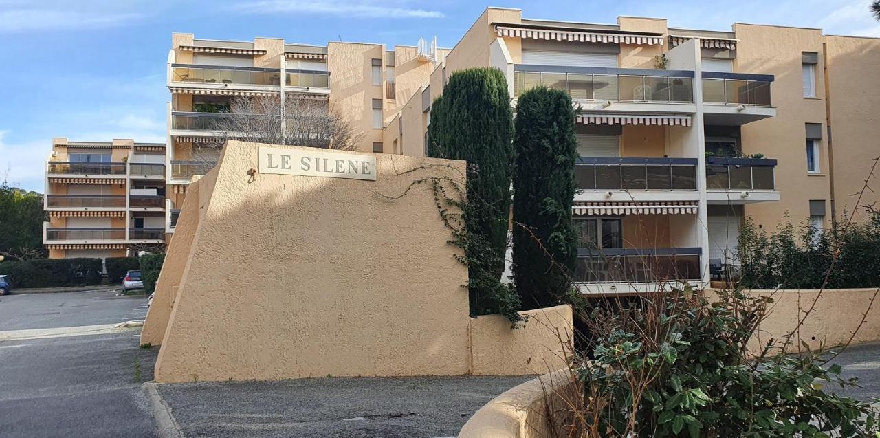 Le Silene Apartment Sainte-Maxime Exterior foto